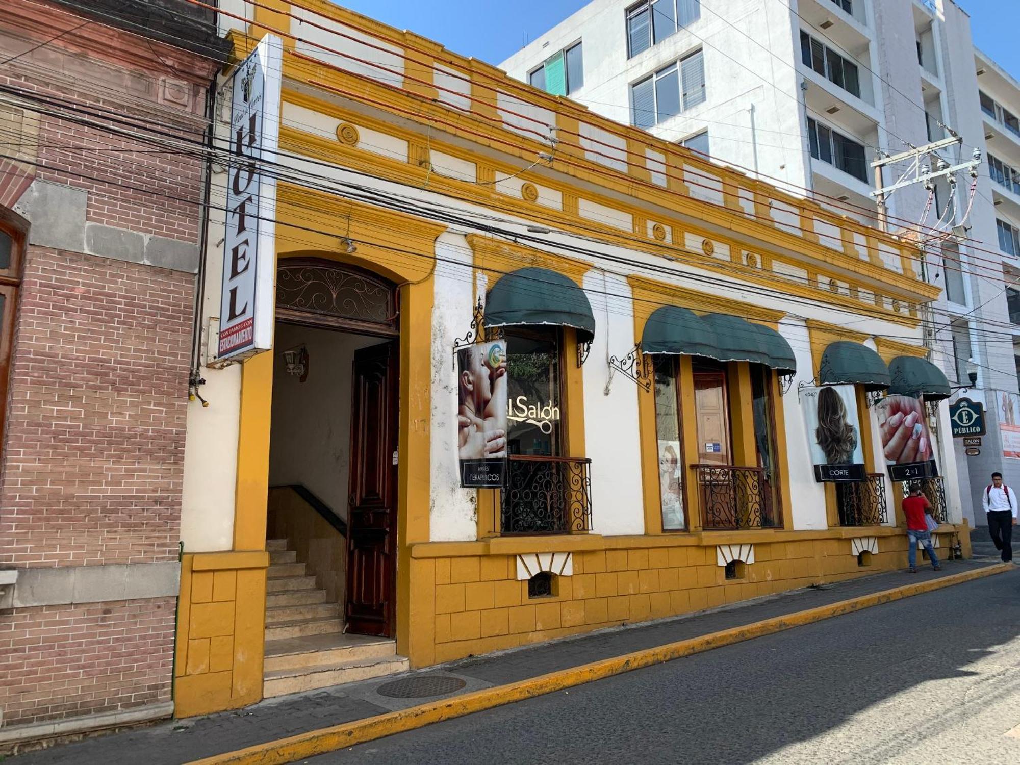 Oyo Hotel Real De Cortas Xalapa Exterior photo